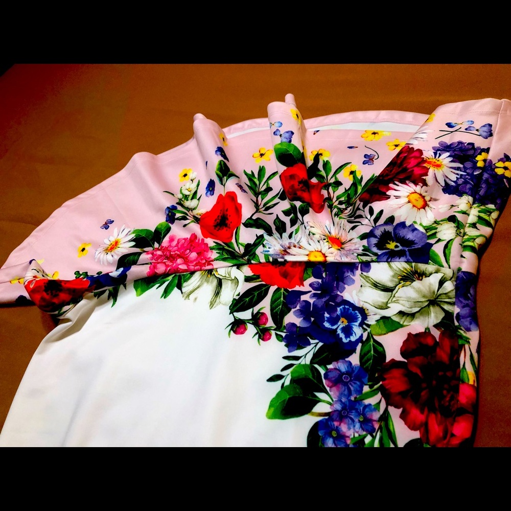 Short sleeve dress